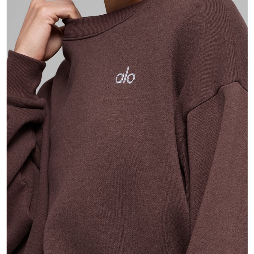 Alo Accolades crew neck pullover